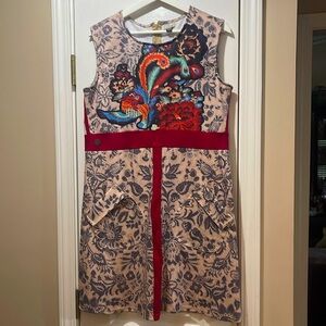 Mismash Black and White Sheath Dress Sleeveless Crew Neck